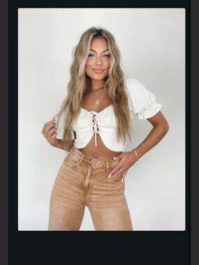 Lane201 Lace-Up Puff Sleeve Crop Top